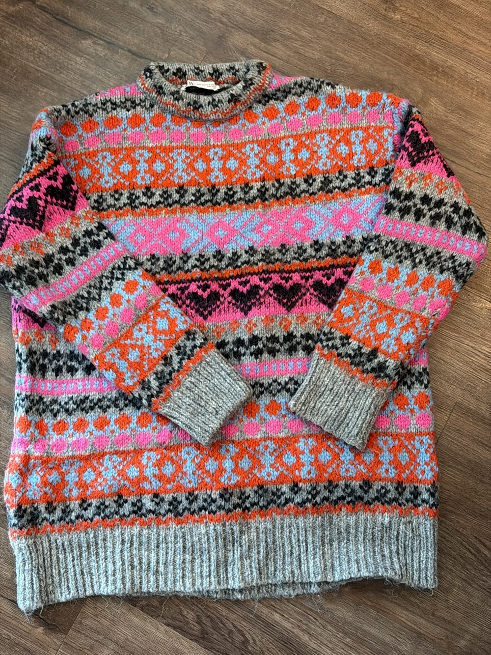 Zara Gray Crewneck Sweater with Pink & Orange Fair Isle Pattern